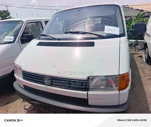 Volkswagen Transporter 2005 White