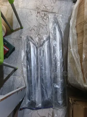 High Quality Certified Complete Brand New Door Chrome Hilux 2025