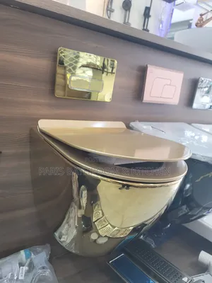 Royal Gold Conceal Water Closet