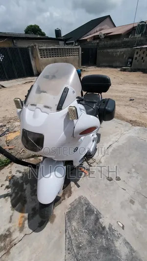 BMW R1100 RT 2001 White
