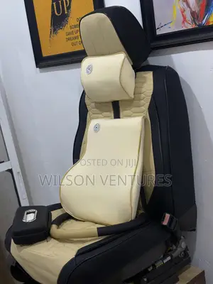 Universal Leather Car Seat Cover 5 Seater Milk And Black With Tissue