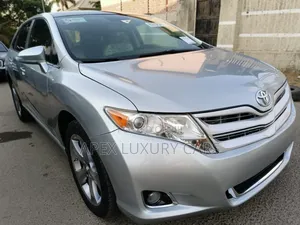 Toyota Venza 2015 Silver