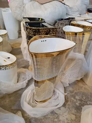 Luxury Gold Freestanding Ceramic Wash Hand Basin Modern Bathroom Sink