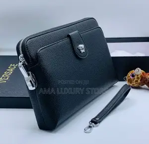 Genuine Leather Luxury Designer Men's Purse. (Lock Code 00)