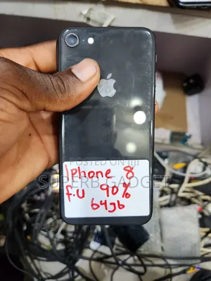 Apple iPhone 8 64 GB Black