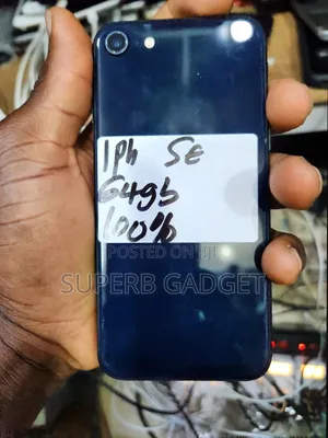 Apple iPhone SE (2022) 64 GB Blue