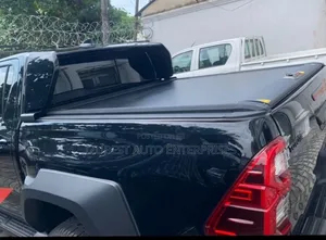 Boot Cover Hilux Revo