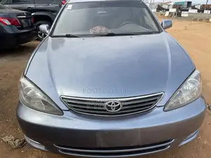 Toyota Camry 2004 Blue