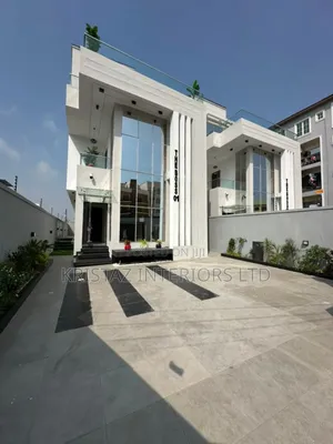 5bdrm Duplex in Lekki Phase 1 for sale