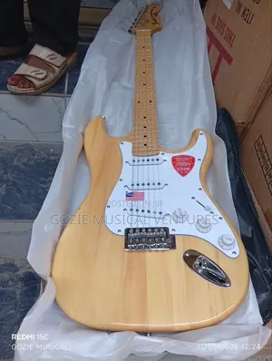 Fender Stratocaster Electric Lead Guitar Wood Colour