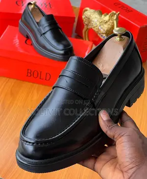 Classic Bold Leather Loafers