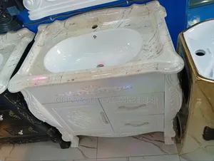 Cabinet Basin With Mirror