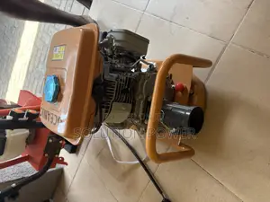Concrete Vibrator (Poka Vibrator)
