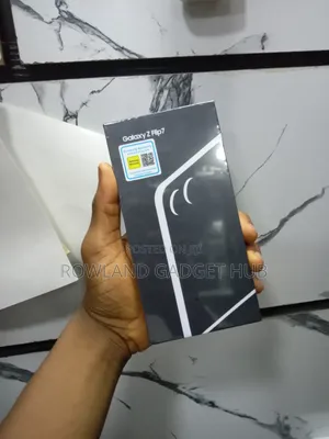 New Samsung Galaxy Z Flip7 256 GB Silver