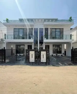 4bdrm Duplex in Ikota for sale