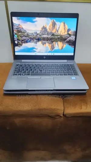 Laptop HP EliteBook 840 G10 8GB Intel Core i5 SSD 256GB