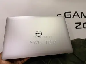 Laptop Dell Precision 15 5520 16GB Intel Core i7 SSD 256GB