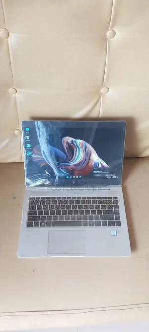 New Laptop HP EliteBook 840 G5 8GB Intel Core i5 SSD 256GB