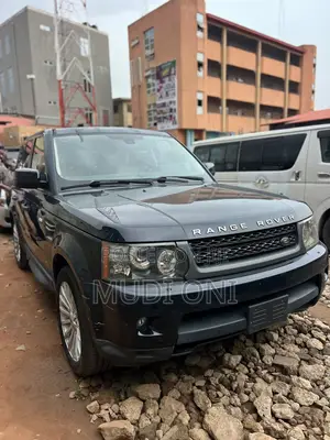 Land Rover Range Rover Sport HSE 4x4 (5.0L 8cyl 6A) 2012 Black