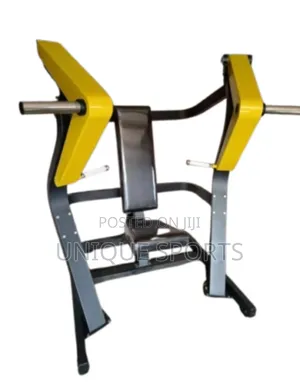Heavy-Duty Plate-Loaded Chest Press Machine