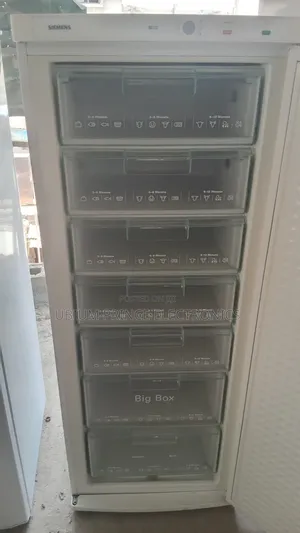 Siemens 7 Steps Standing Freezer