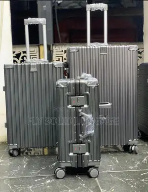 Fly Solid Luggage Traveling Box