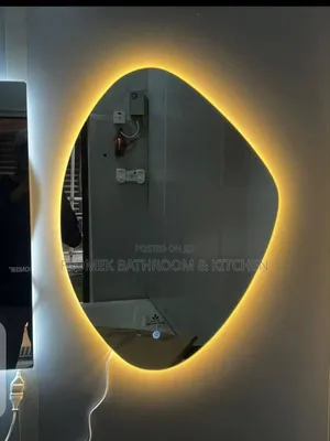 Luxury 3-color Led Bathroom Mirror – Smart Touch Lights