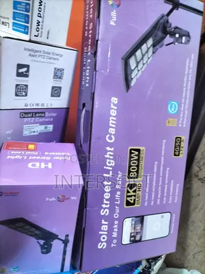  8mp Hd 800w Solar Street Light 2view Lens Ubox Camera