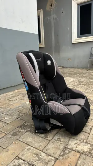 Car Seater
