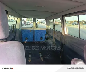 Volkswagen Transporter 2004 Blue