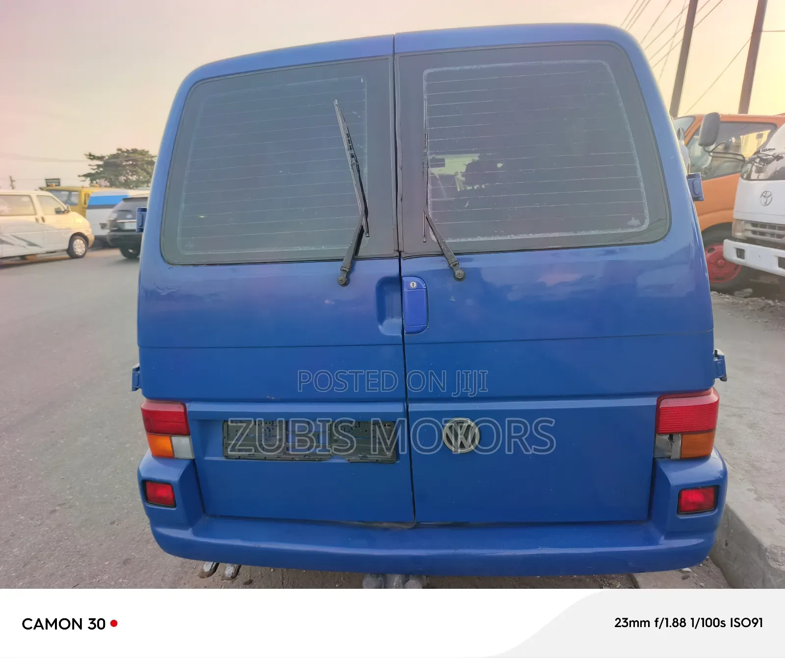 Volkswagen Transporter 2004 Blue