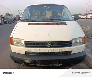 Volkswagen Transporter 2000 White