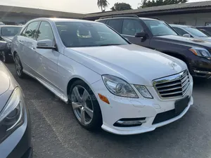 Mercedes-Benz E350 Base 4Matic Sedan AWD (3.5L 6cyl 7A) 2013 Black