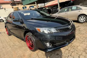 Toyota Camry SE 4dr Sedan (2.5L 4cyl 6A) 2013 Black