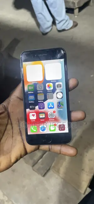 Apple iPhone 7 32 GB Black