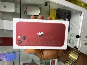 Apple iPhone 13 128 GB Red