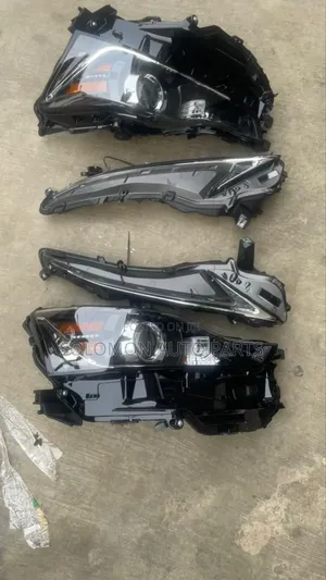 Headlamp/Headlight Is250 2018 2020 Direct