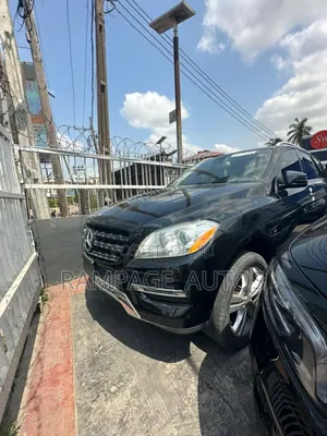 Mercedes-Benz M Class 2015 Black