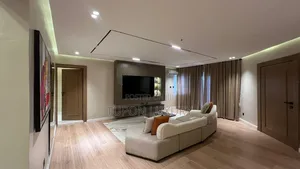 3 Bedroom Apartment With Pool
