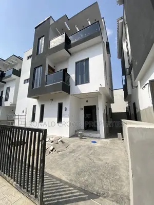 6bdrm Duplex in GRA Phase 1 for sale