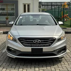 Hyundai Sonata Sport 4dr Sedan (2.4L 4cyl 6A) 2015 Silver