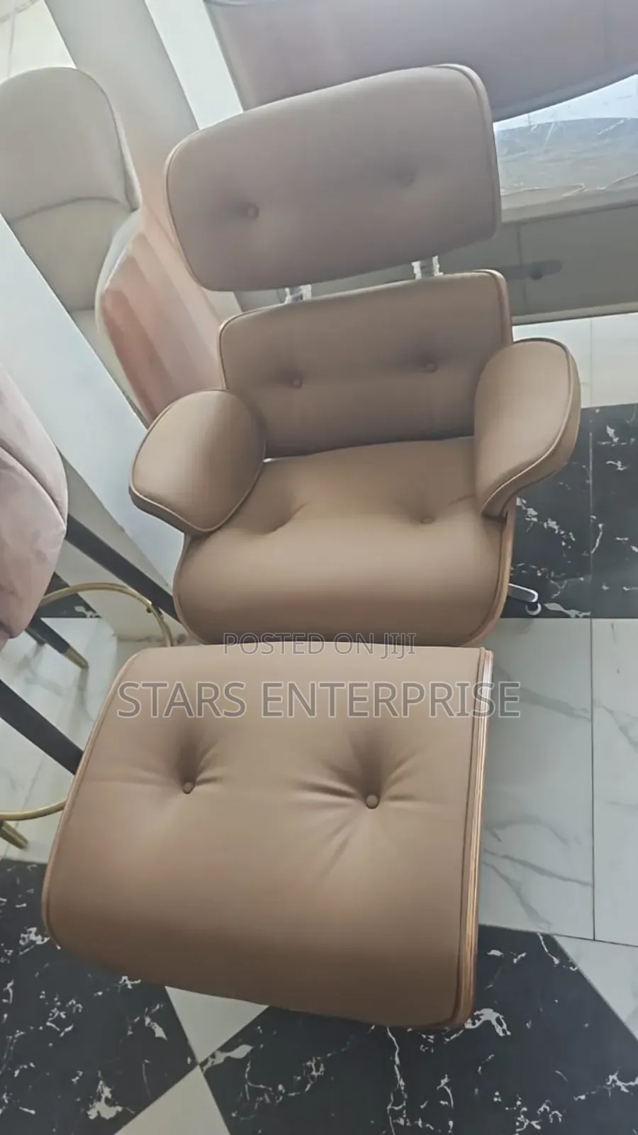 Single Relaxing Sofa / Arm Sofa