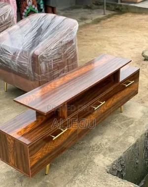 Quality Tv Bench