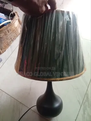 Classic Table Lamp With Bulb Black Body
