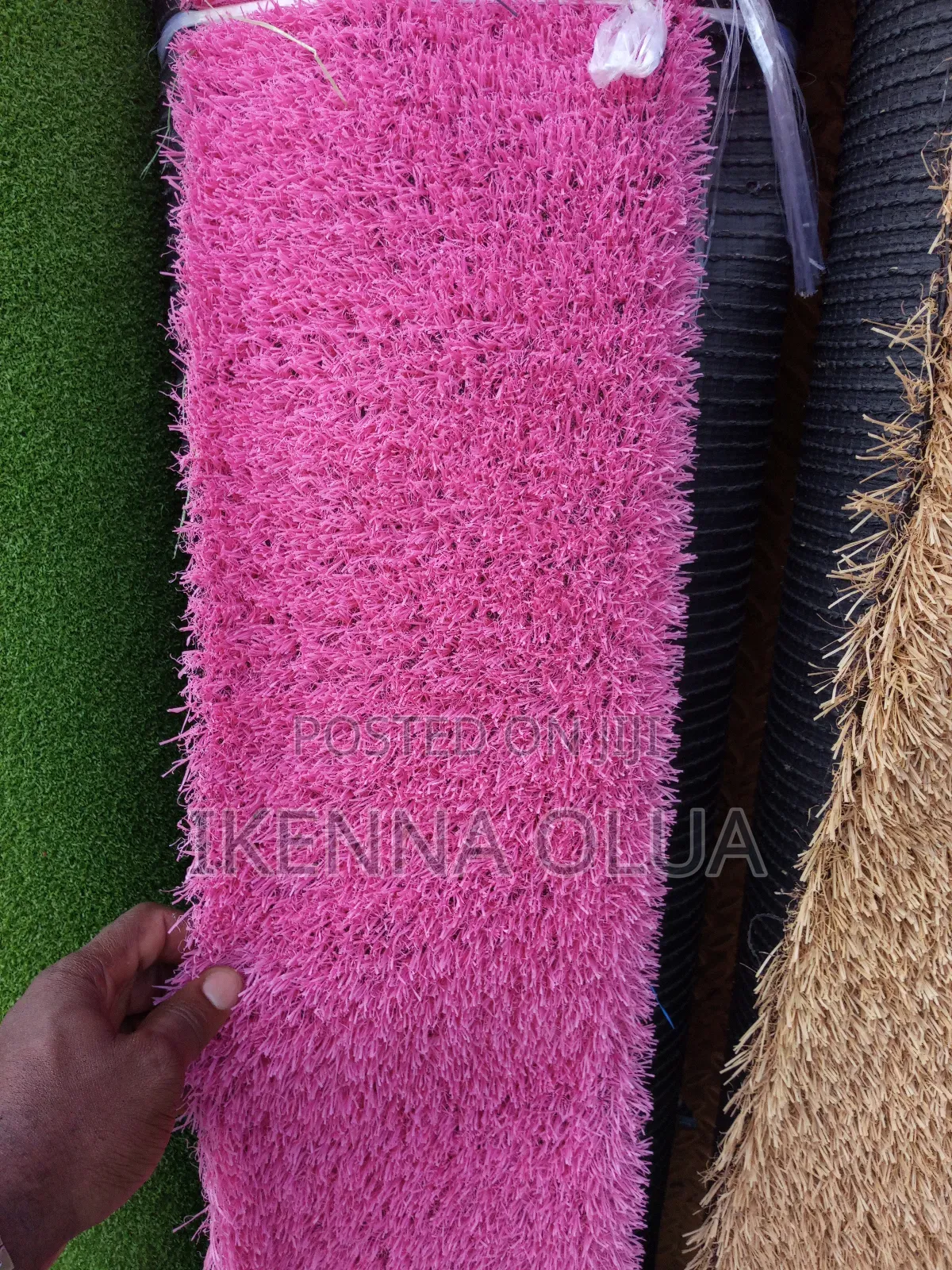 25mm Artificial Grass Pink