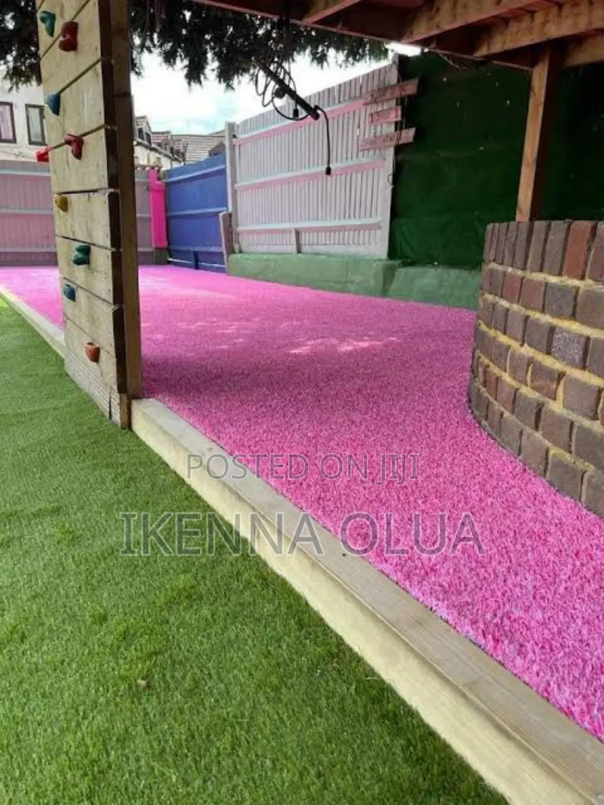 25mm Artificial Grass Pink