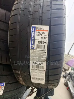 Michelin Pilot Sport 4 S | 285/40zr22 (110y) Xl | Amg-Spec (Mo1)