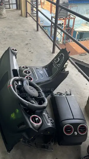 Complete Dashboard and Console With Steering Wheel for W205 Amg 2020
