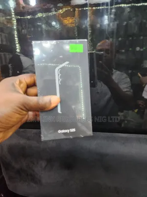 New Samsung Galaxy S25 256 GB Gray