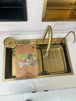 Luxury Multifunction Gold Kitchen Sink With Faucet Accessories
